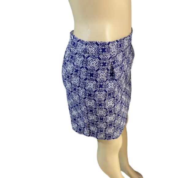 Jcrew Blue & White printed lined mini skirt size 6 - Picture 2 of 5